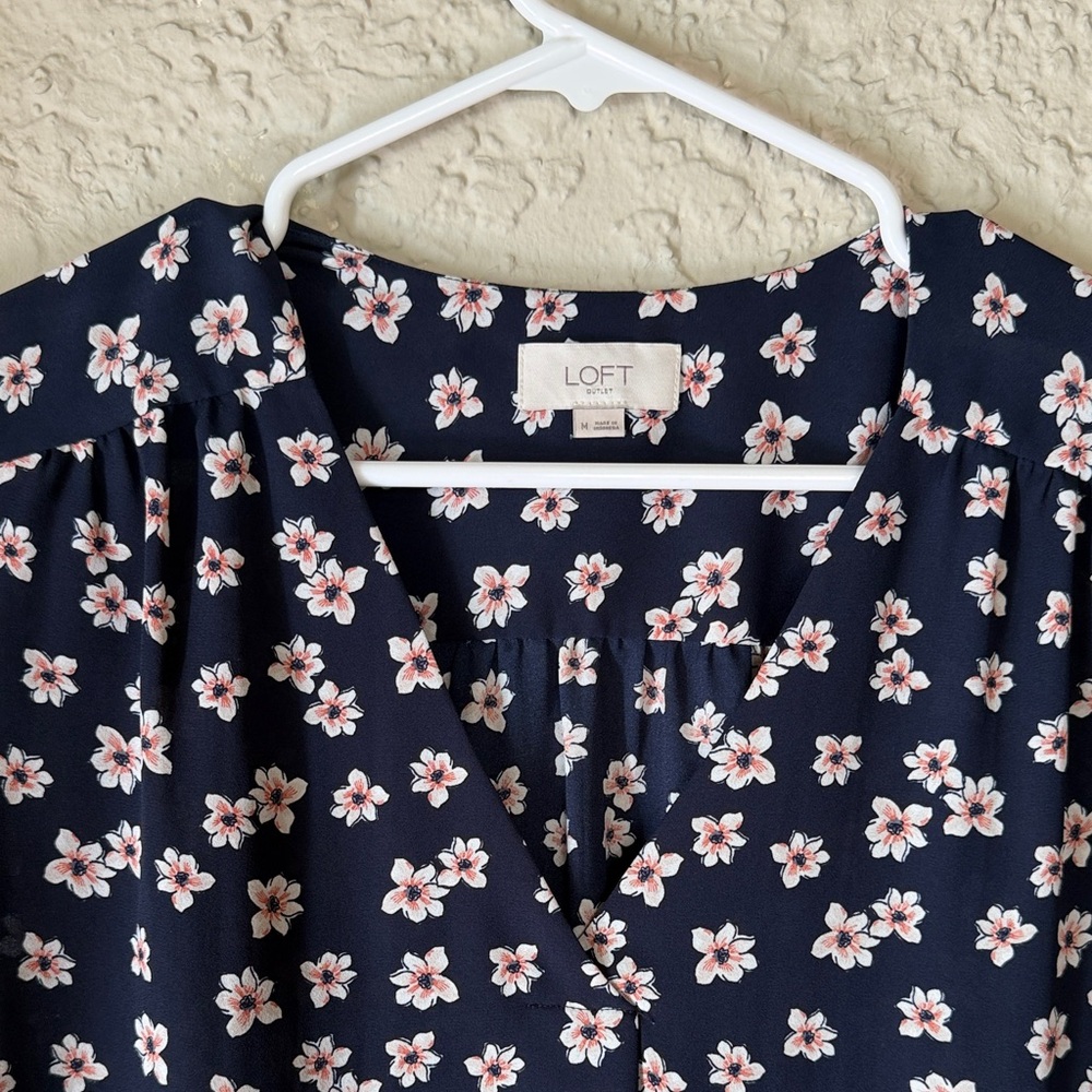 LOFT Navy Floral Short Sleeve V-Neck Blouse - Picture 2 of 4